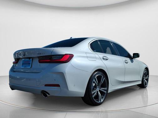 Mineral White Metallic 2024 BMW 330 i