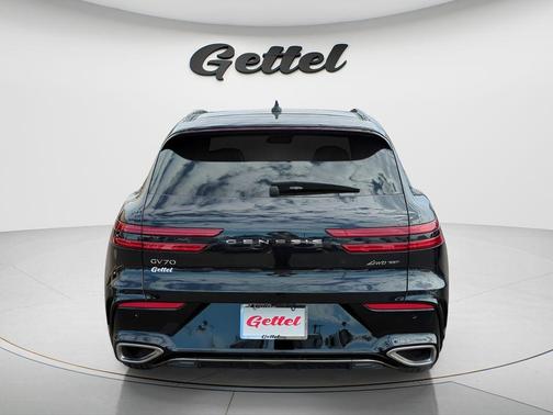 2026 Genesis GV70 3.5T Sport Advanced
