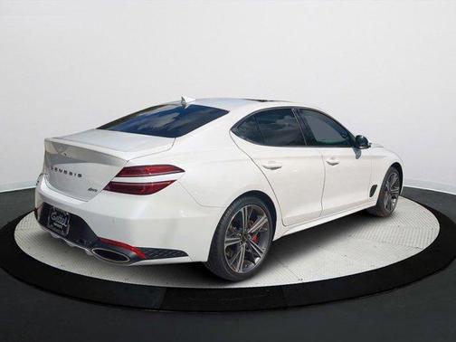 2025 Genesis G70 2.5T
