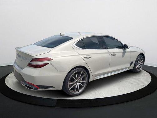 2026 Genesis G70 2.5T Standard