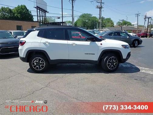 2025 Jeep Compass Trailhawk