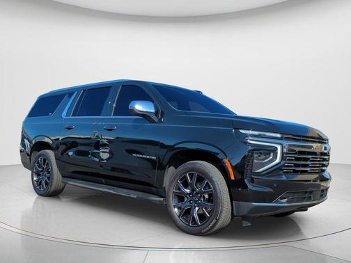 Black 2025 Chevrolet Suburban Premier