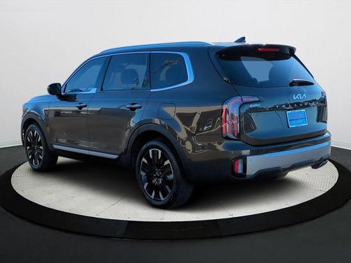 2023 Kia Telluride SX
