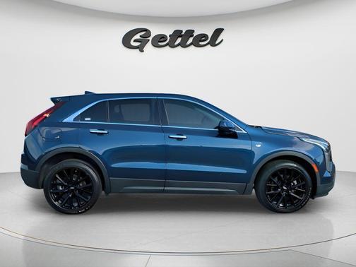 2022 Cadillac XT4 Luxury