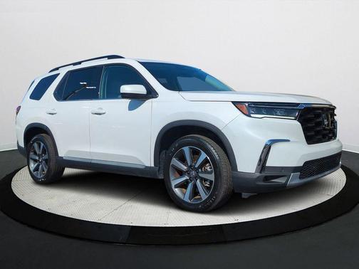2023 Honda Pilot Elite