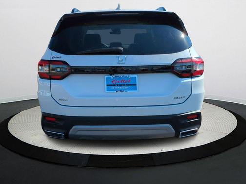 2023 Honda Pilot Elite