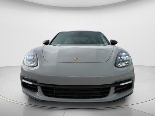 Gray 2018 Porsche Panamera 4S