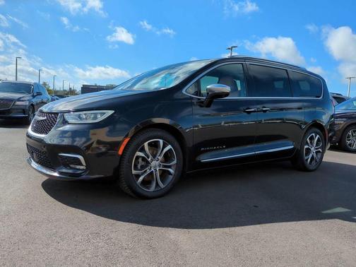 2022 Chrysler Pacifica Pinnacle