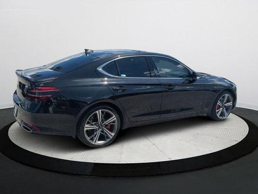 2024 Genesis G70 2.5T