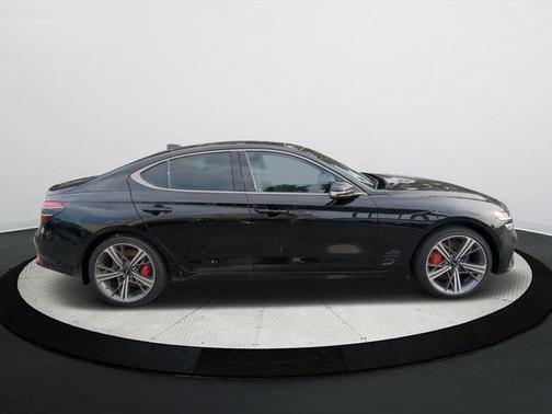 2024 Genesis G70 2.5T