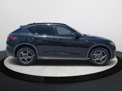 2022 Alfa Romeo Stelvio Ti