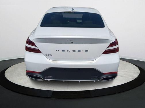 2026 Genesis G70 
