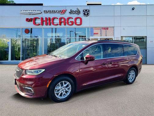 2022 Chrysler Pacifica Touring-L