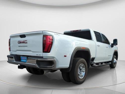 Summit White 2025 GMC Sierra 3500 SLE