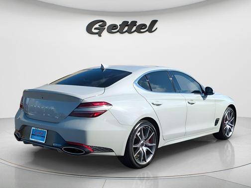 2025 Genesis G70 2.5T