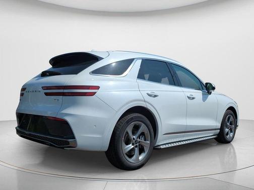 Alta White 2026 Genesis GV70 2.5T Advanced
