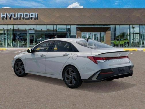 2026 Hyundai ELANTRA HEV SEL Sport