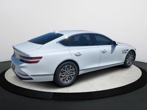 2025 Genesis G80 2.5T