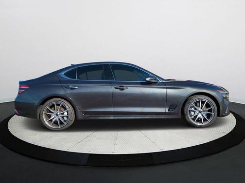 2026 Genesis G70 
