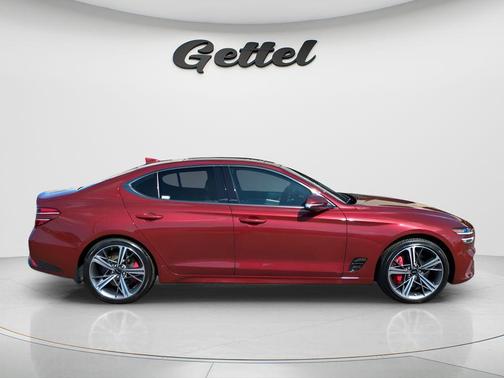 2025 Genesis G70 2.5T