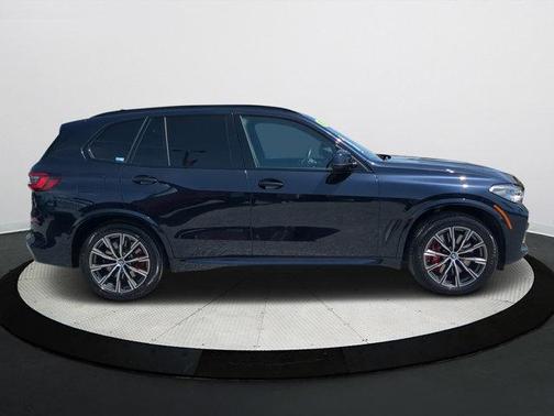 2023 BMW X5 M50i