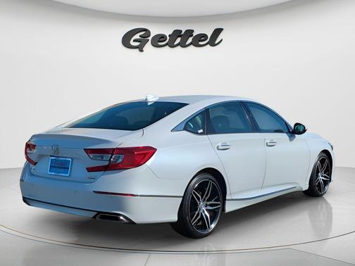 2022 Honda Accord Touring 2.0T