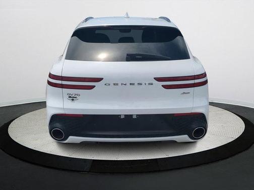 2022 Genesis GV70 2.5T