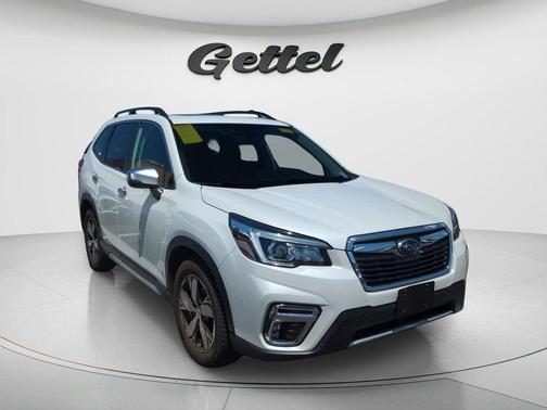 Crystal White Pearl 2019 Subaru Forester Touring