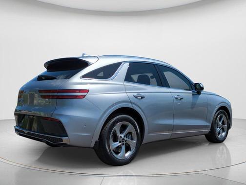 Silver 2026 Genesis GV70 2.5T Advanced
