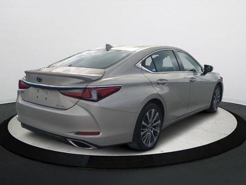 2021 Lexus ES 350 Base