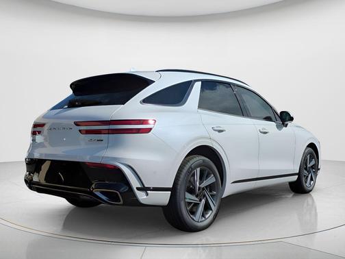 Alta White 2026 Genesis GV70 3.5T Sport Advanced