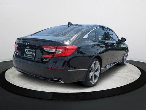 2019 Honda Accord Touring 2.0T