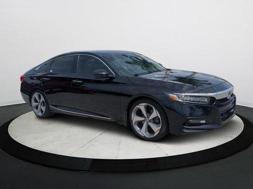 2019 Honda Accord Touring 2.0T