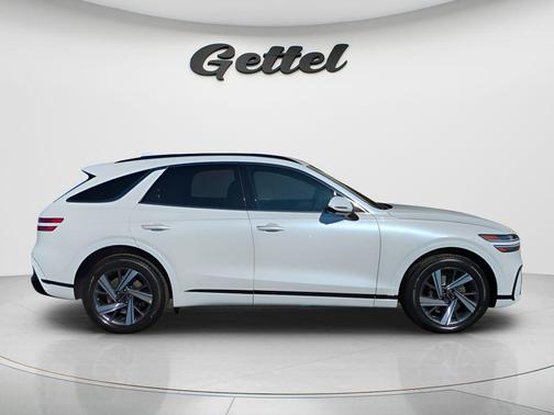 2026 Genesis GV70 3.5T Sport Advanced