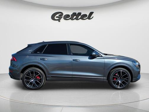 2023 Audi Q8 55 Premium Plus