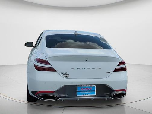 White 2023 Genesis G70 3.3T