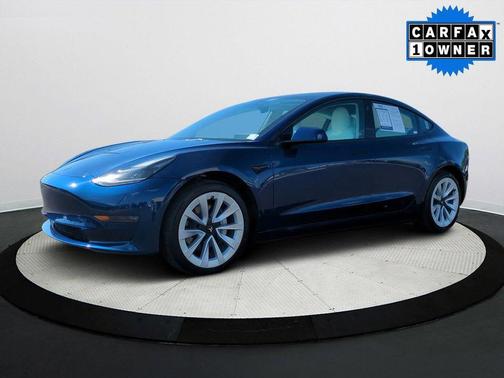 2022 Tesla Model 3 Long Range