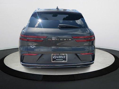 2026 Genesis GV70 2.5T Advanced