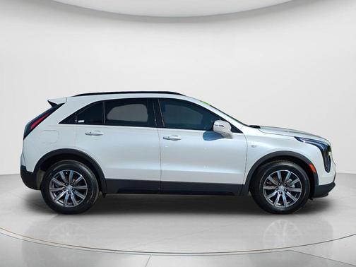 Crystal White 2023 Cadillac XT4 Sport