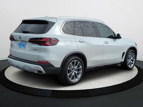 2025 BMW X5 sDrive40i