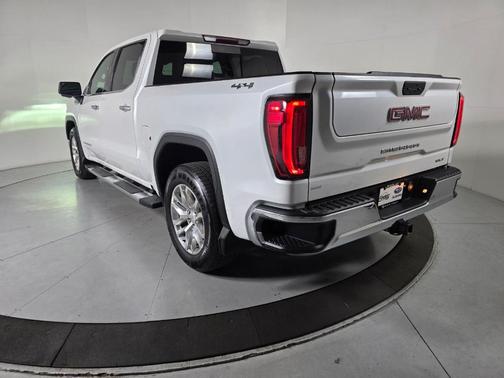 White Frost Tri-Coat 2019 GMC Sierra 1500 SLT