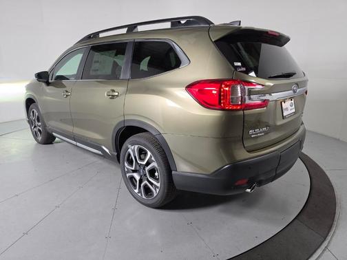 Autumn Green Metallic 2026 Subaru Ascent Limited