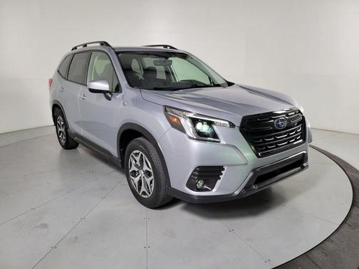 2024 Subaru Forester Premium