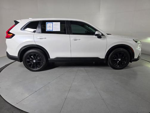Platinum White Pearl 2025 Honda CR-V EX