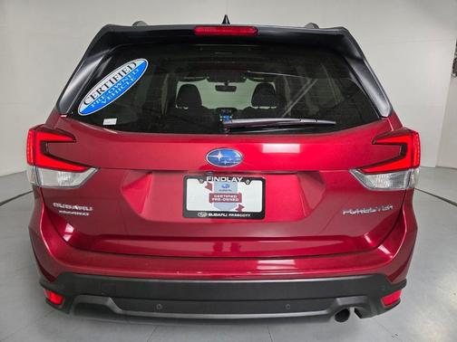 Crimson Red Pearl 2024 Subaru Forester Limited