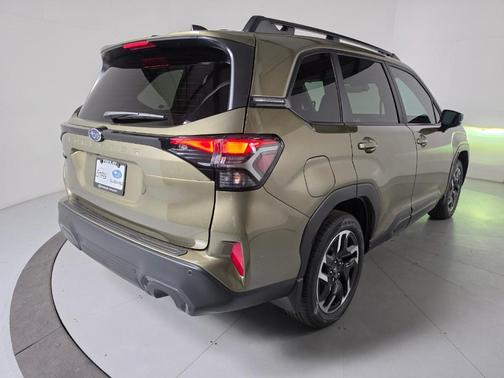 Autumn Green Metallic 2026 Subaru Forester Limited