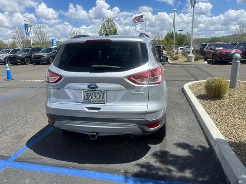Ingot Silver Metallic 2014 Ford Escape SE