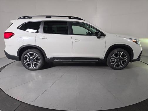 Crystal White Pearl 2026 Subaru Ascent Limited