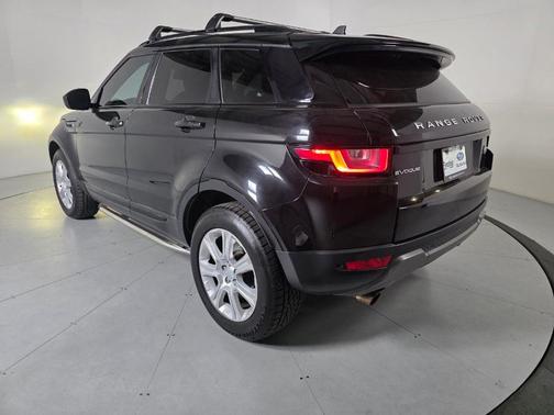 Santorini Black 2016 Land Rover Range Rover Evoque SE