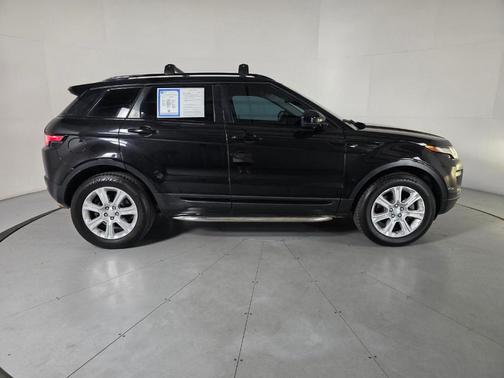 Santorini Black 2016 Land Rover Range Rover Evoque SE